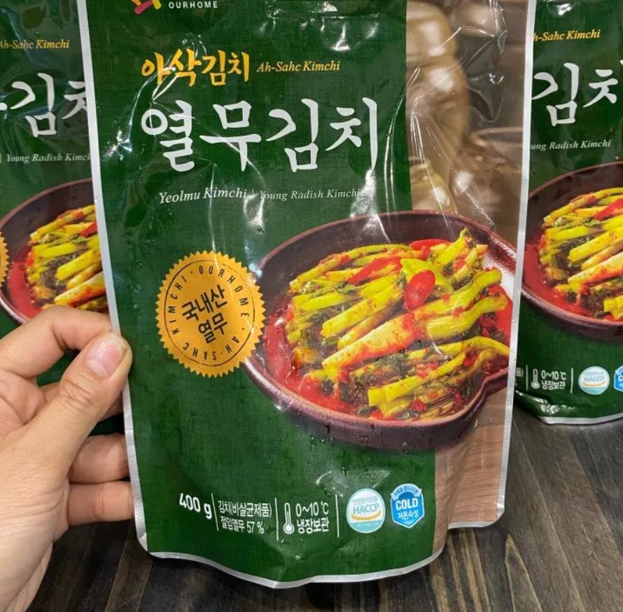 Kim chi củ cải non Yeolmun 400G